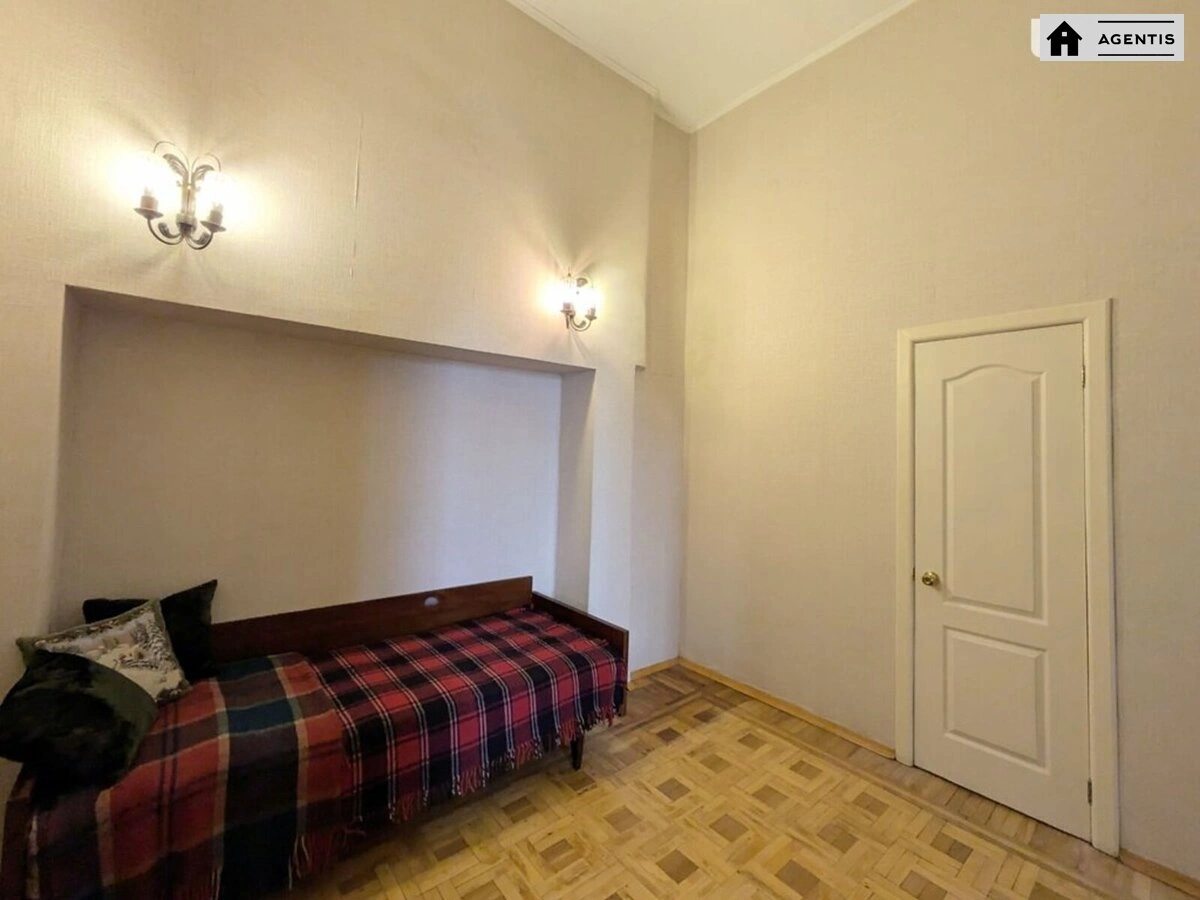 Apartment for rent. 2 rooms, 99 m², 6th floor/6 floors. 12, Sichovyh Strliltsiv 12, Kyiv. 