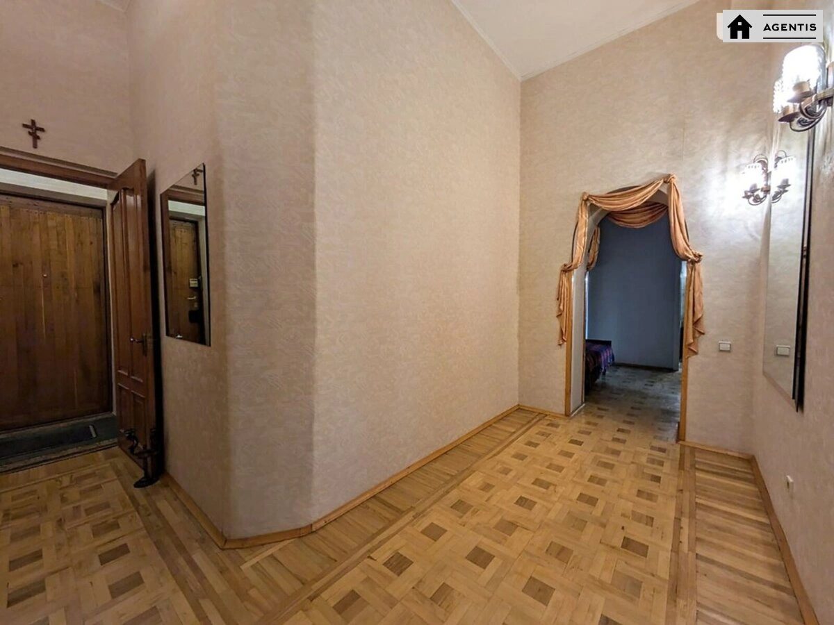 Apartment for rent. 2 rooms, 99 m², 6th floor/6 floors. 12, Sichovyh Strliltsiv 12, Kyiv. 