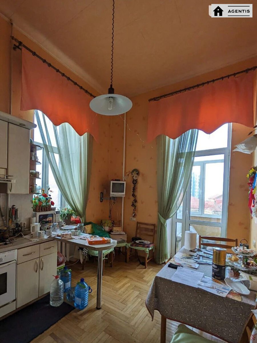 Сдам квартиру. 2 rooms, 99 m², 6th floor/6 floors. 12, Сечевых Стрельцов 12, Киев. 