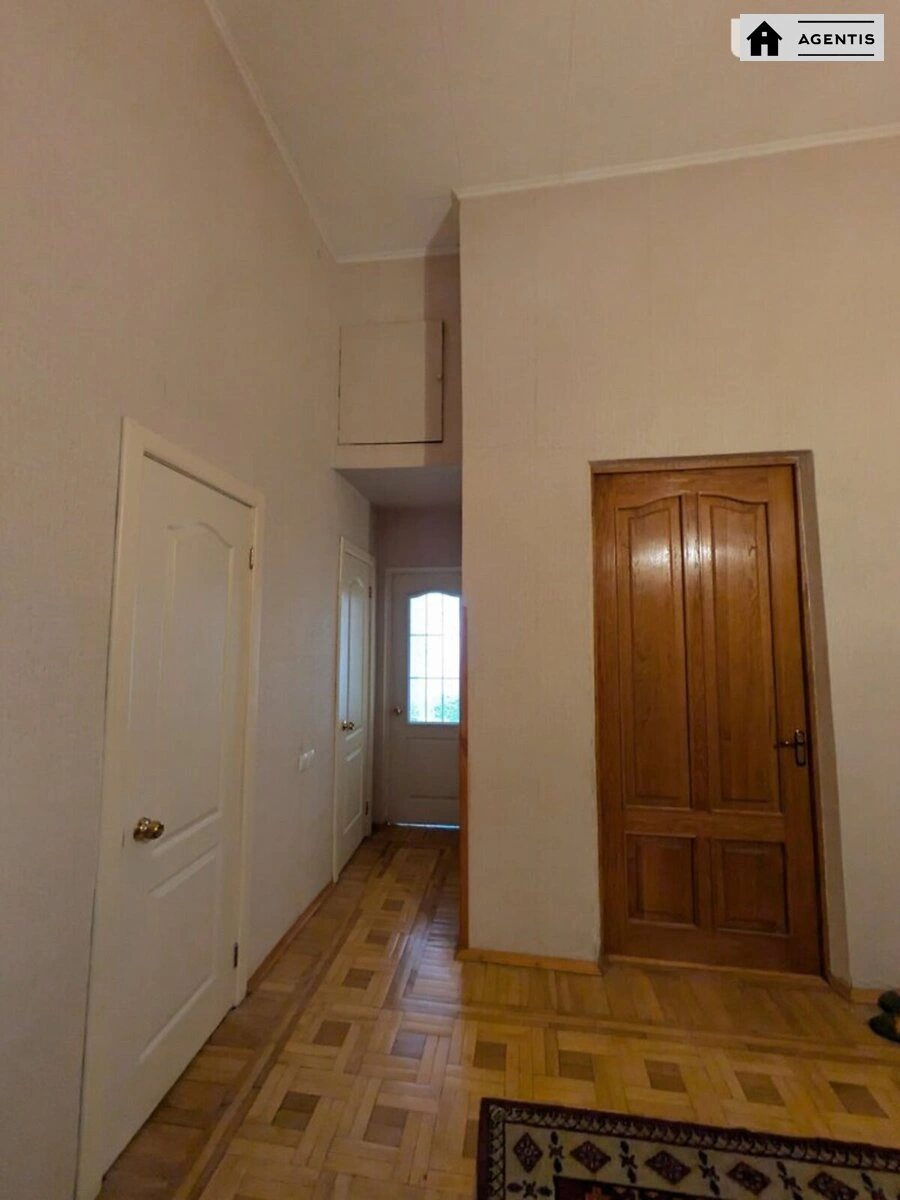 Apartment for rent. 2 rooms, 99 m², 6th floor/6 floors. 12, Sichovyh Strliltsiv 12, Kyiv. 