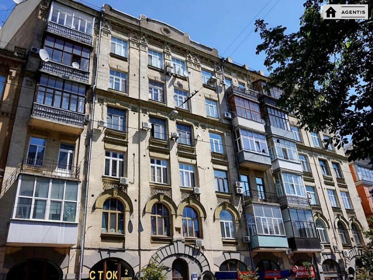 Сдам квартиру. 2 rooms, 99 m², 6th floor/6 floors. 12, Сечевых Стрельцов 12, Киев. 