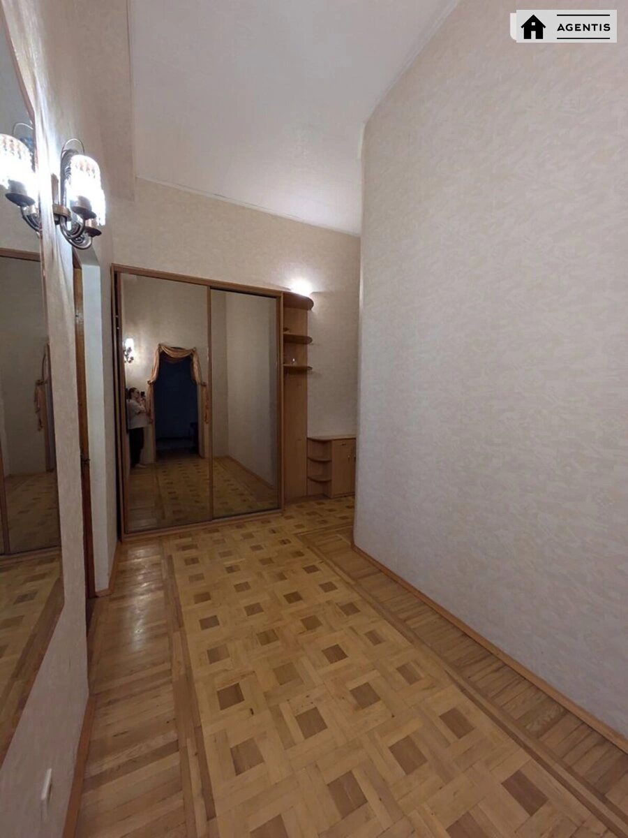 Apartment for rent. 2 rooms, 99 m², 6th floor/6 floors. 12, Sichovyh Strliltsiv 12, Kyiv. 