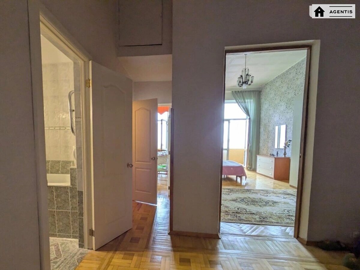 Apartment for rent. 2 rooms, 99 m², 6th floor/6 floors. 12, Sichovyh Strliltsiv 12, Kyiv. 