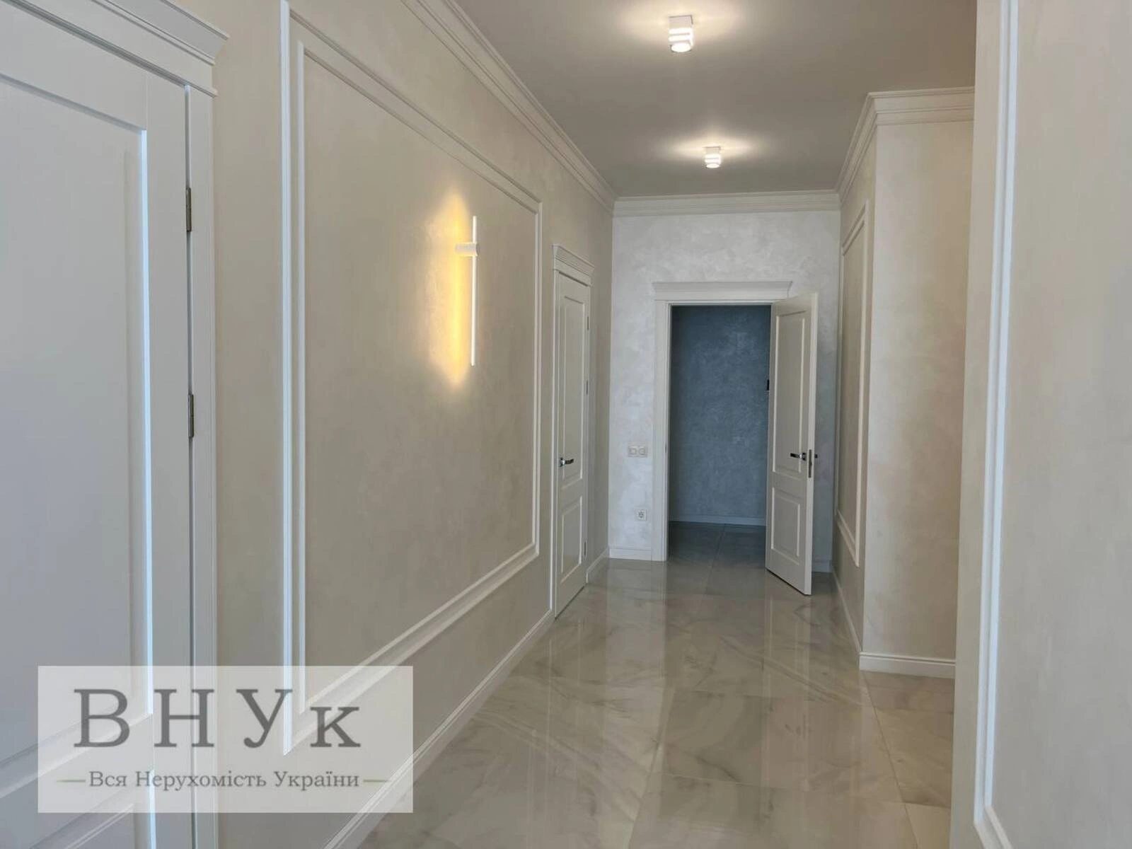 House for sale. 200 m², 1 floor. Druzhby vul., Ternopil. 