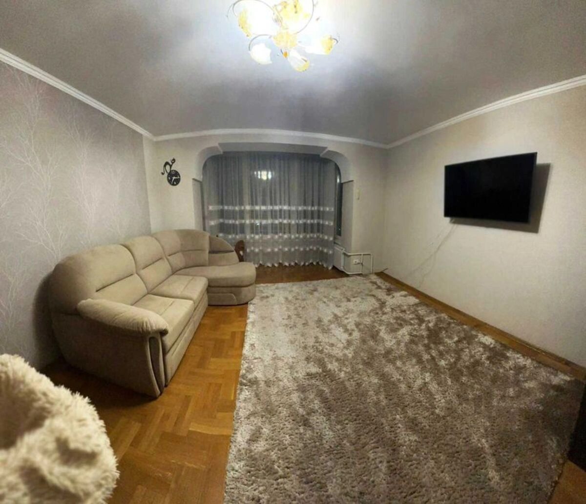 Продаж квартири 3 кімнати, 68 m², 9 пов./9 поверхів. 33, Лесі Українки , Вишневе. 