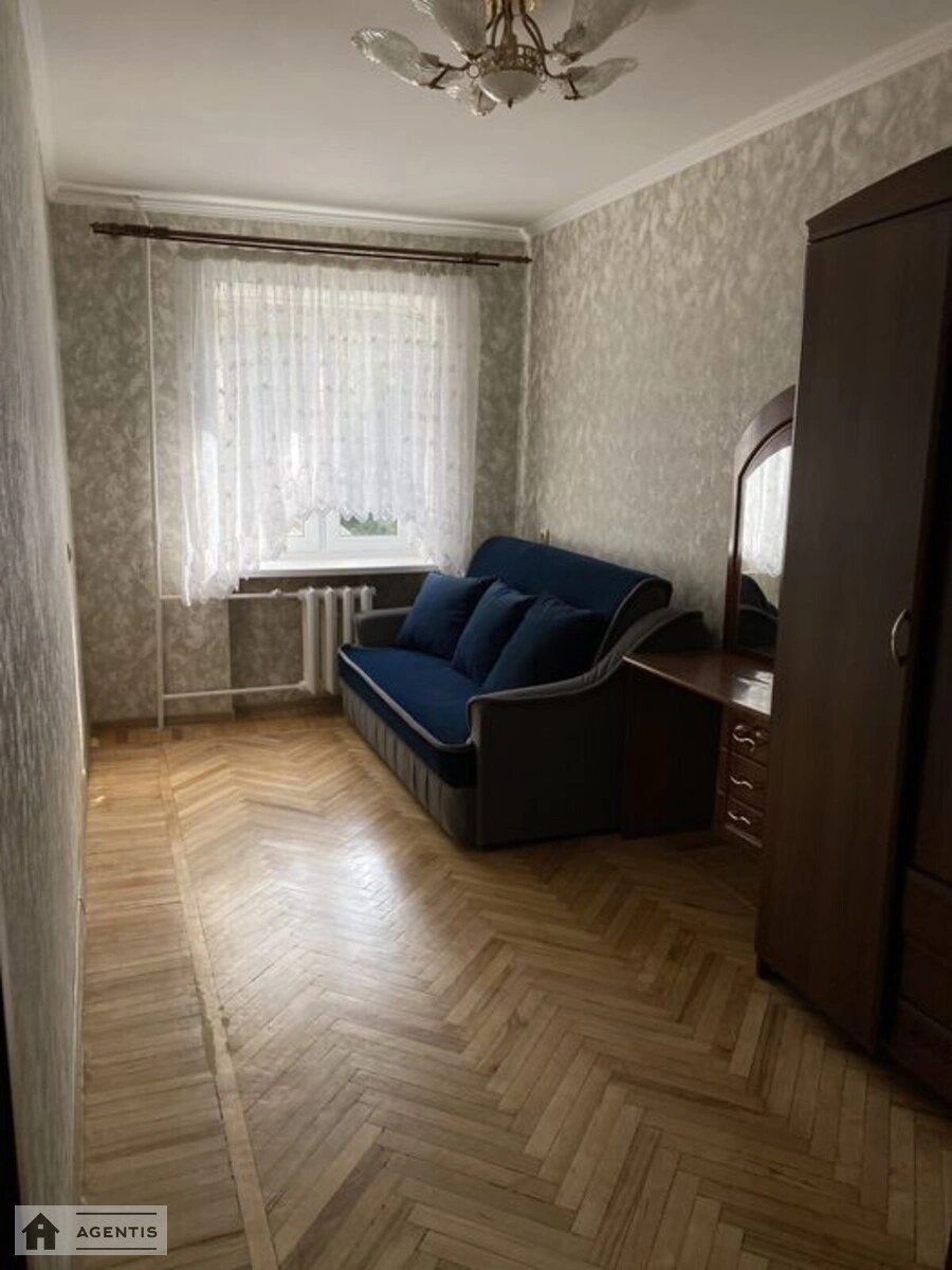 Здам квартиру. 3 rooms, 56 m², 4th floor/5 floors. 10, Привокзальна 10, Київ. 