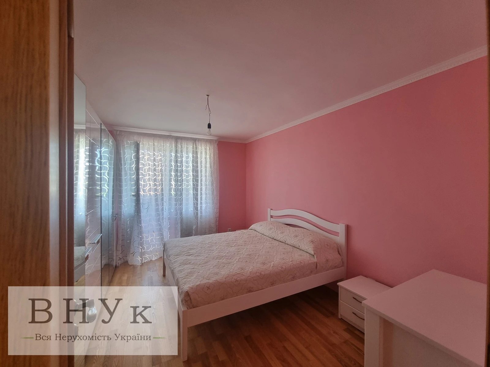 Продаж квартири 3 кімнати, 87 m², 4 пов./11 поверхів. Лучаківського вул., Тернопіль. 