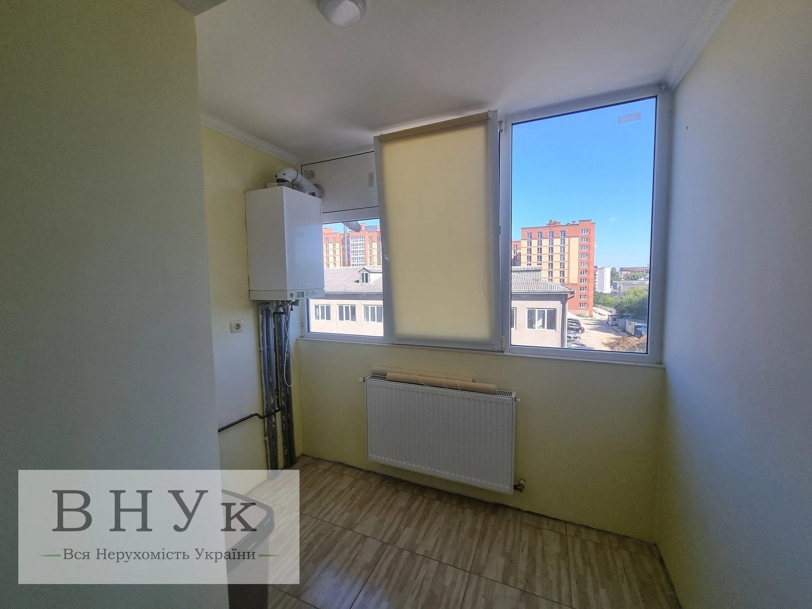 Продаж квартири 3 кімнати, 87 m², 4 пов./11 поверхів. Лучаківського вул., Тернопіль. 