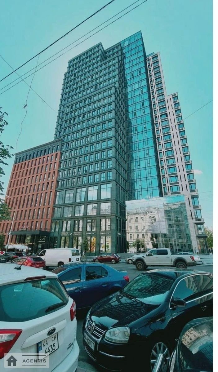 Сдам квартиру. 1 room, 46 m², 7th floor/25 floors. 44, Антоновича вул. (Горького), Киев. 