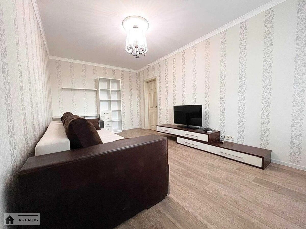 Apartment for rent. 2 rooms, 76 m², 13 floor/23 floors. 16, Petra Hryhorenka prosp., Kyiv. 