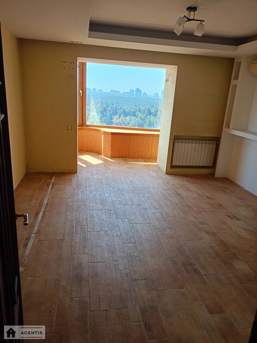 Apartment for rent. 4 rooms, 120 m², 13 floor/15 floors. Vidpochynku, Kyiv. 