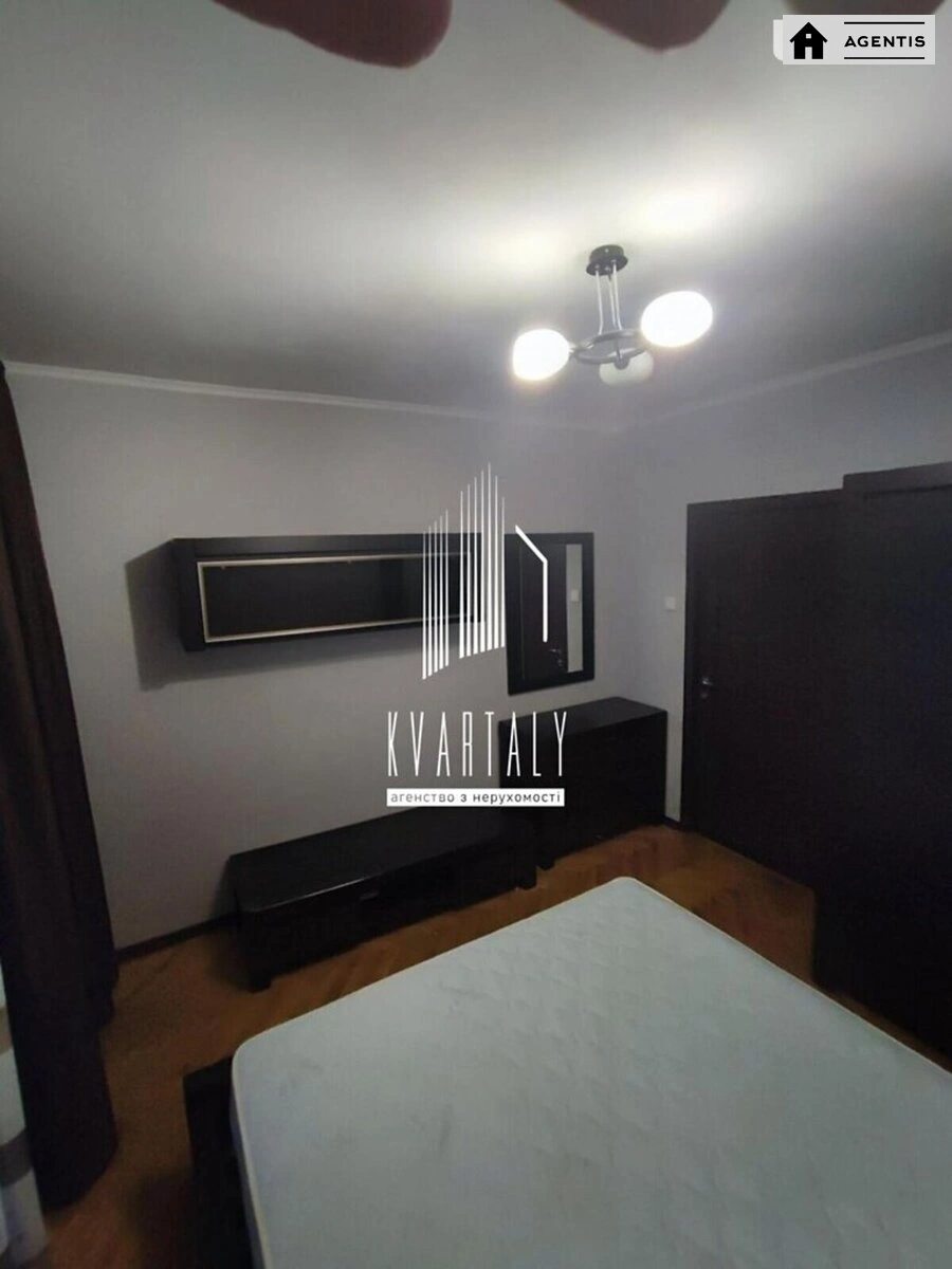 Здам квартиру. 3 rooms, 80 m², 7th floor/16 floors. 36, Ревуцького 36, Київ. 