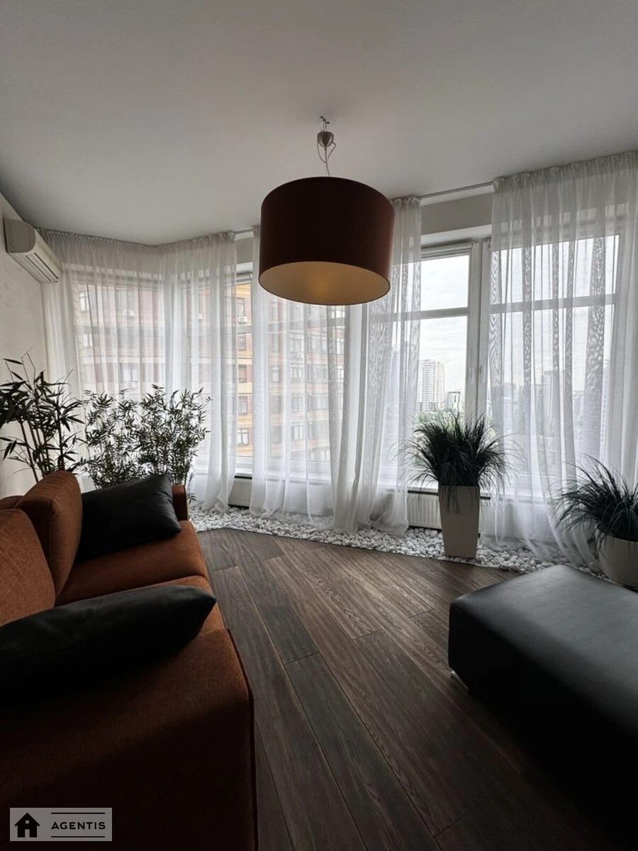 Apartment for rent. 4 rooms, 152 m², 11 floor/16 floors. 32, Yevhena Konovaltsya vul. Shchorsa, Kyiv. 