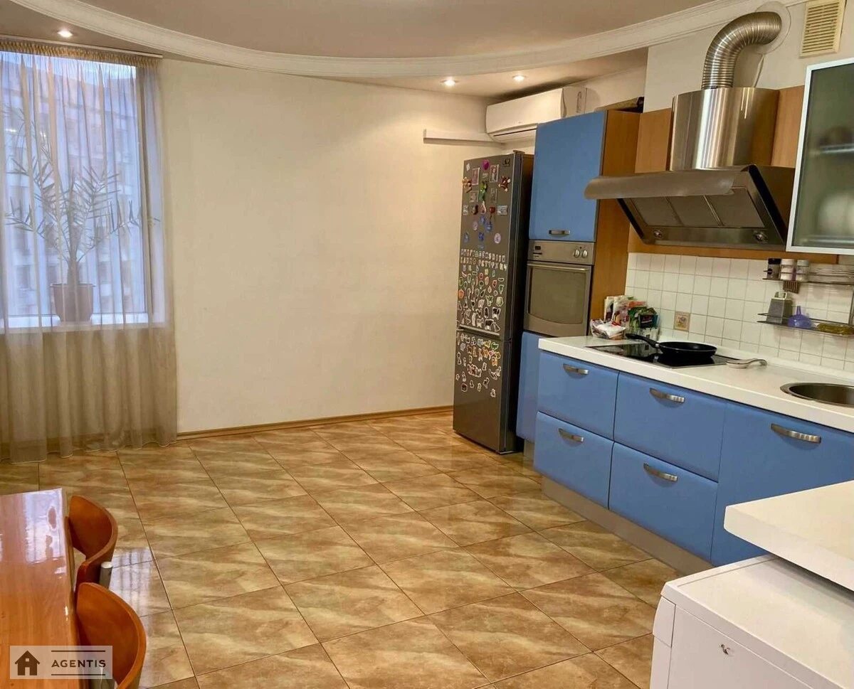 Здам квартиру. 3 rooms, 130 m², 10th floor/14 floors. 4, Старонаводницька 4, Київ. 