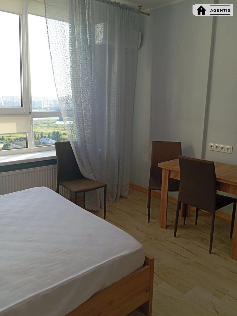 Apartment for rent. 1 room, 32 m², 24 floor/28 floors. 17, Mykoly Bazhana prosp., Kyiv. 