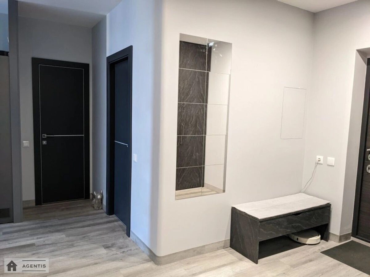 Сдам квартиру. 2 rooms, 76 m², 20 floor/25 floors. 33, Митрополита Василя Липківського вул. (Урицького), Киев. 