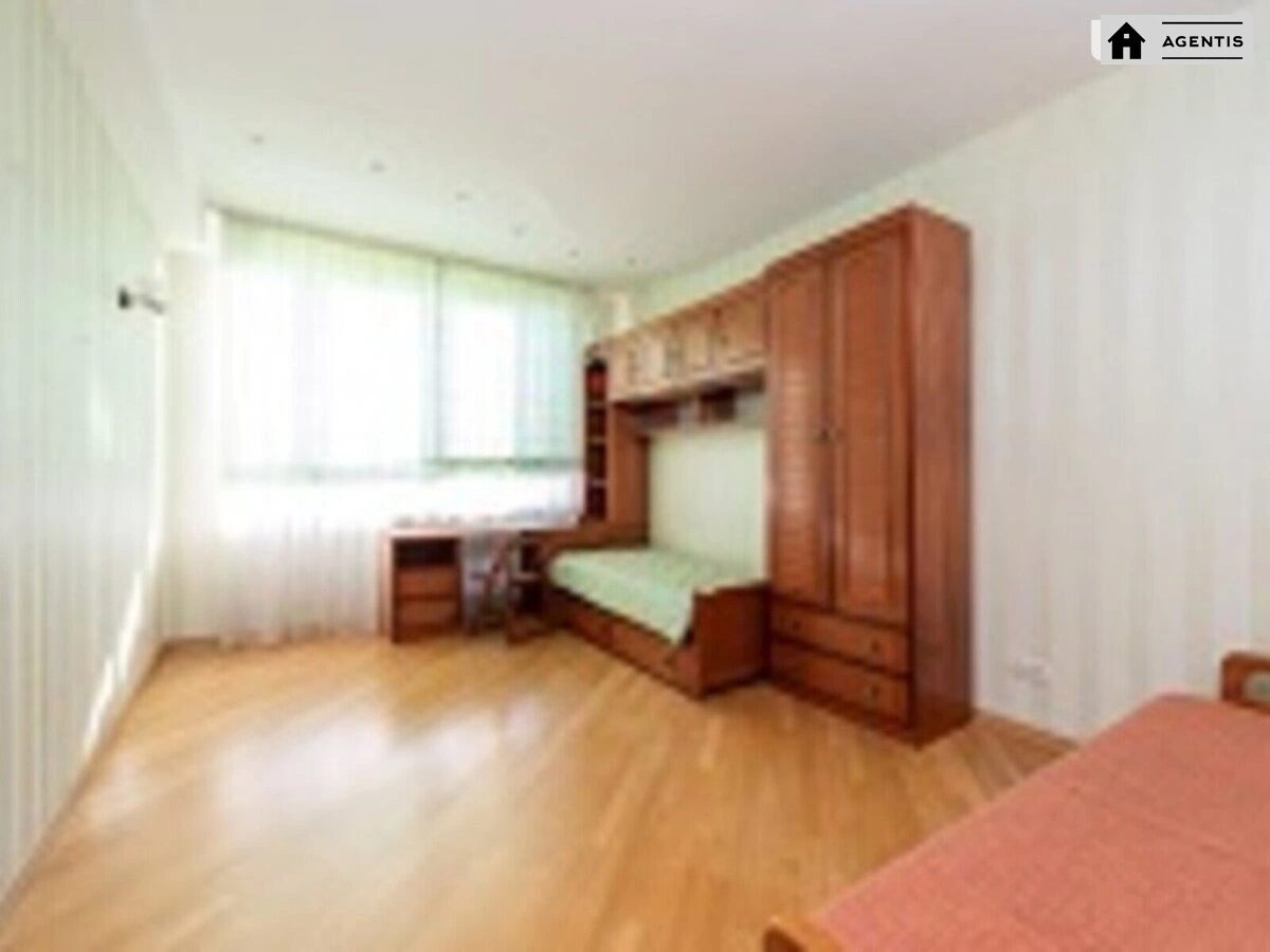 Apartment for rent. 4 rooms, 150 m², 11 floor/15 floors. Volodymyra Ivasyuka prosp. Heroyiv Stalinhrada, Kyiv. 