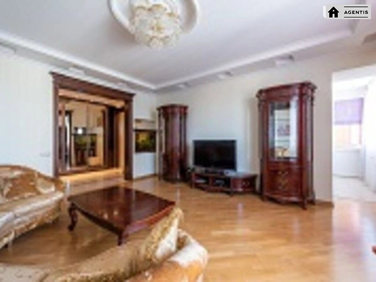 Apartment for rent. 4 rooms, 150 m², 11 floor/15 floors. Volodymyra Ivasyuka prosp. Heroyiv Stalinhrada, Kyiv. 