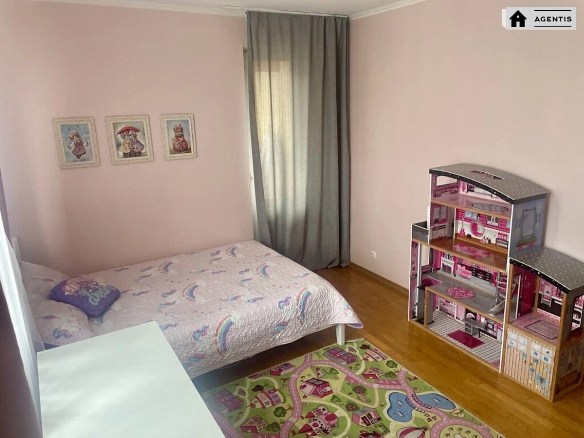 Apartment for rent. 3 rooms, 105 m², 7th floor/16 floors. 126, Valeriya Lobanovskoho prosp. Chervonozoryanyy, Kyiv. 