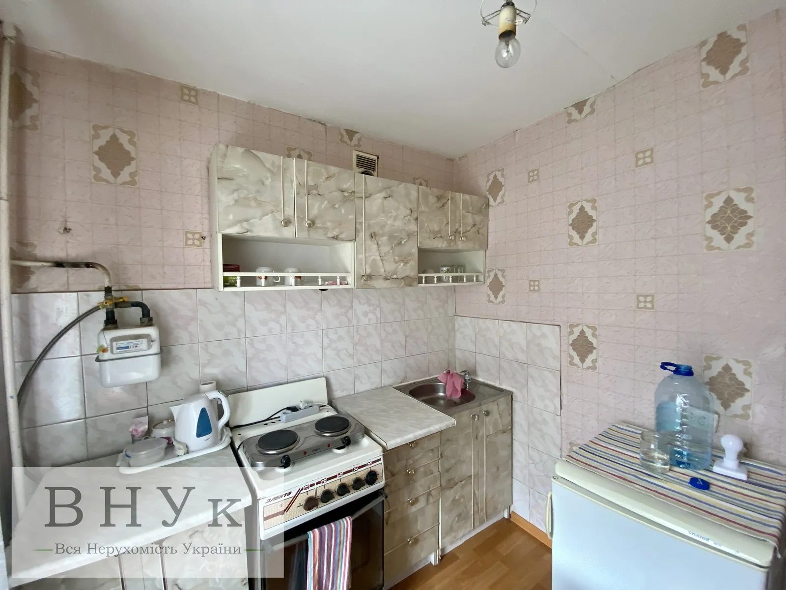 Apartments for sale. 1 room, 36 m², 4th floor/5 floors. Karpenka vul., Ternopil. 