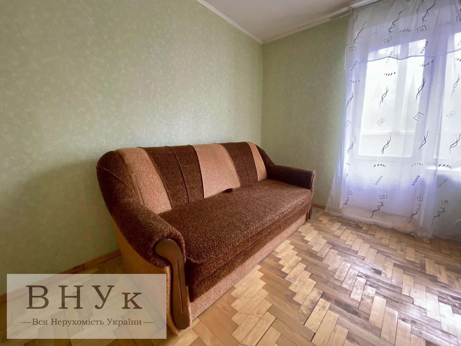 Apartments for sale. 1 room, 36 m², 4th floor/5 floors. Karpenka vul., Ternopil. 