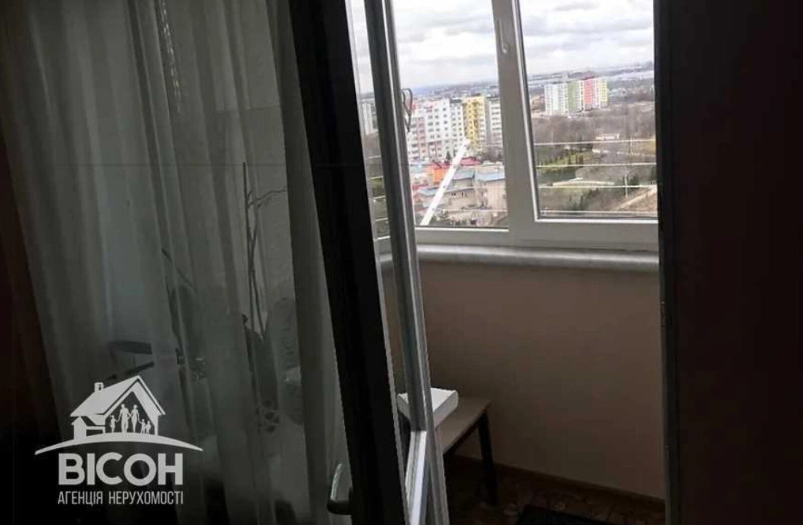 Продаж квартири. 1 room, 46 m², 10th floor/11 floors. Аляска, Тернопіль. 