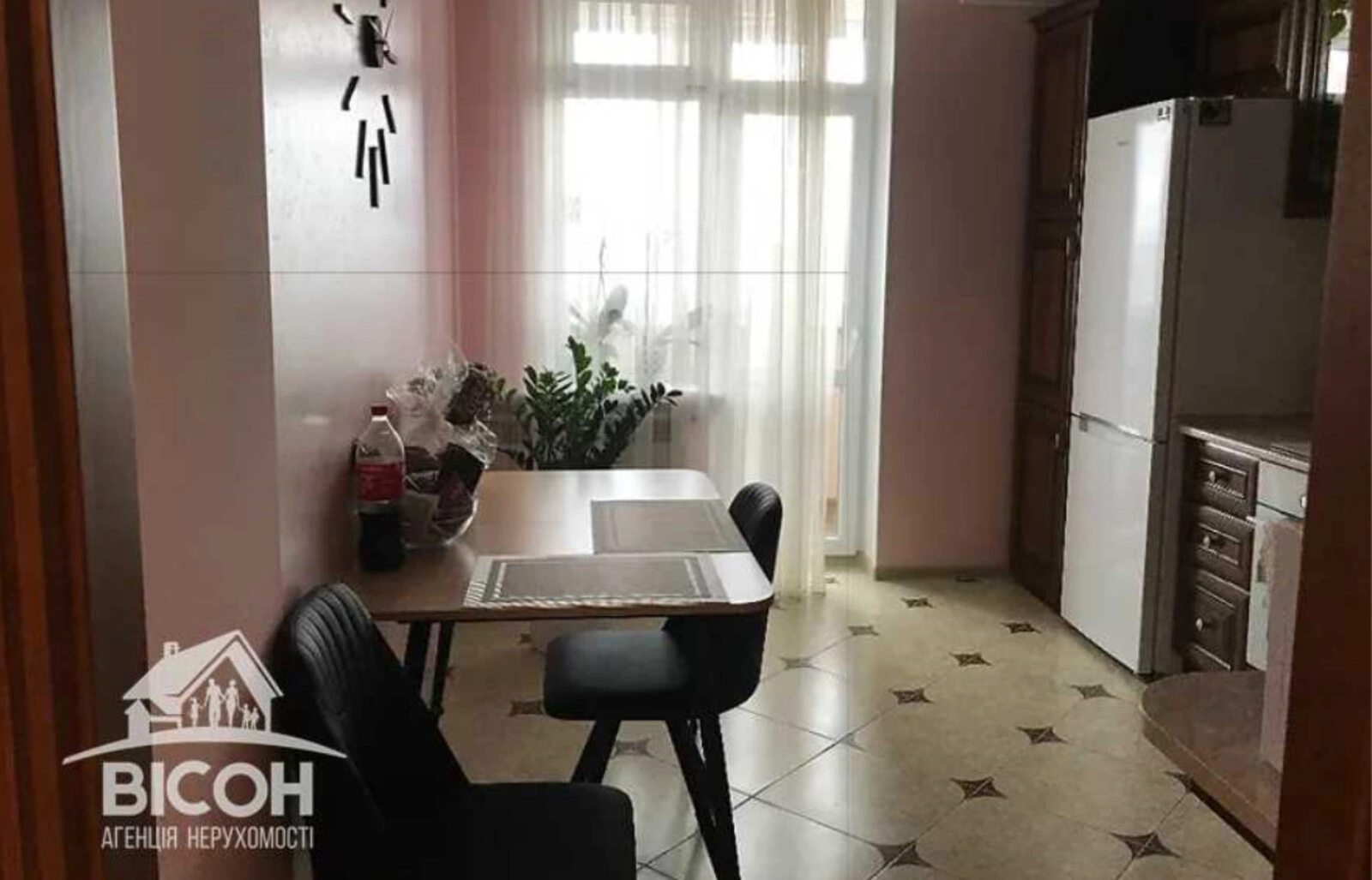 Apartments for sale. 1 room, 46 m², 10th floor/11 floors. Alyaska, Ternopil. 