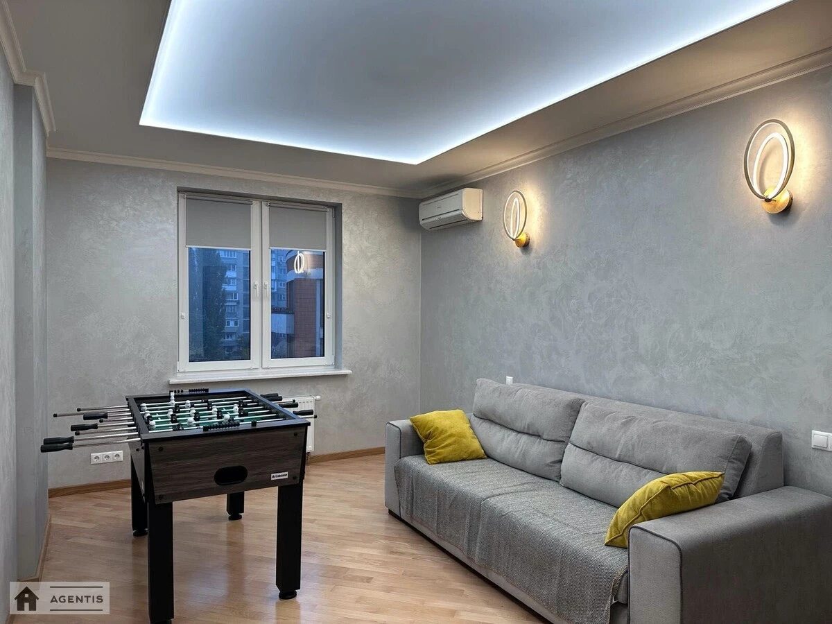 Apartment for rent. 3 rooms, 100 m², 9th floor/21 floors. 75, Dmytrivska 75, Kyiv. 