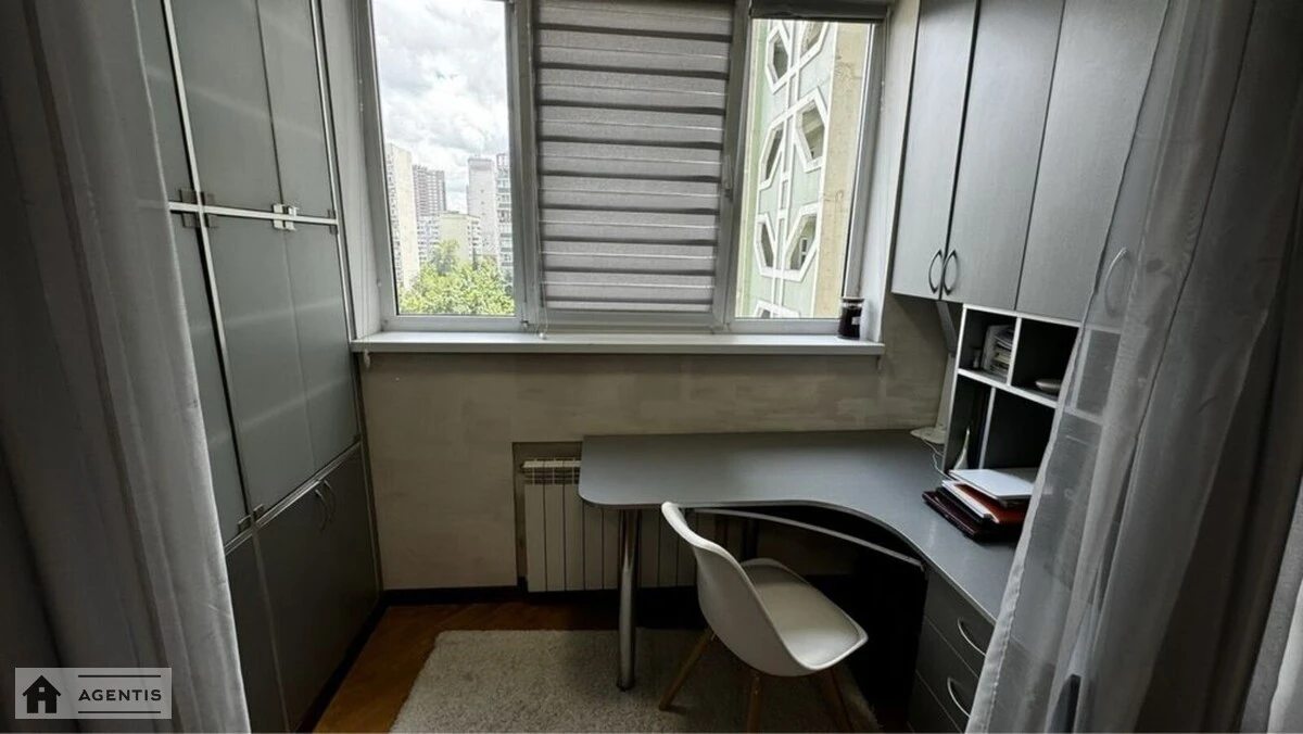 Apartment for rent. 3 rooms, 120 m², 3rd floor/20 floors. Borysa Hmyri vul., Kyiv. 