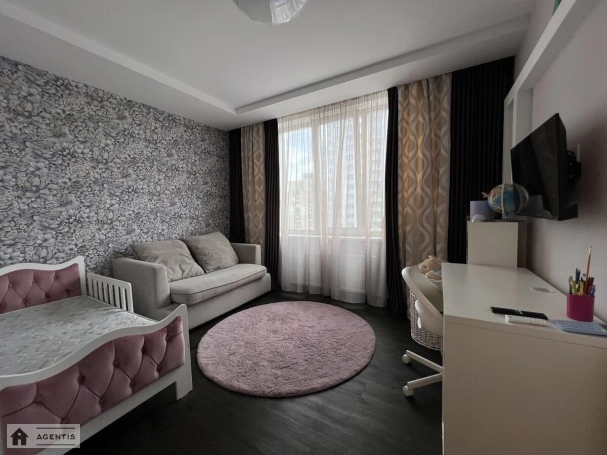 Сдам квартиру. 2 rooms, 86 m², 12 floor/31 floors. 1, Днепровская набережная 1, Киев. 