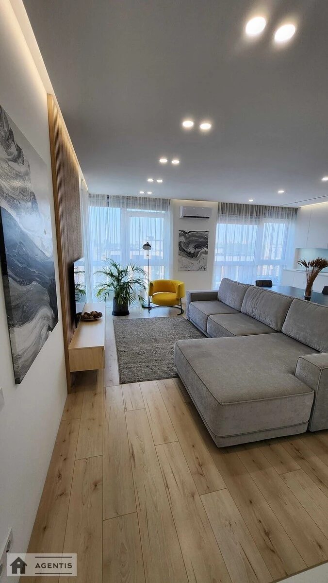 Здам квартиру. 3 rooms, 83 m², 21 floor/21 floors. 53, Предславинська 53, Київ. 