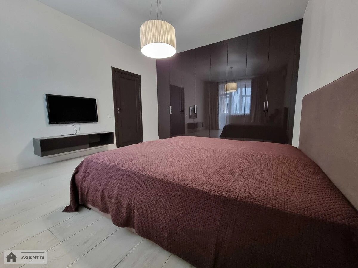 Сдам квартиру. 3 rooms, 140 m², 12 floor/25 floors. 7, Леси Украинки 7, Киев. 