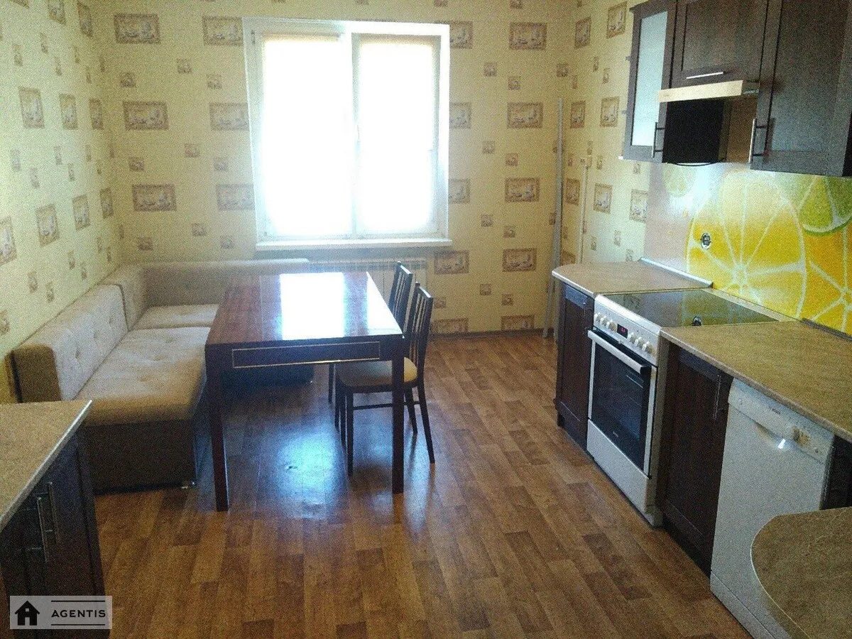 Apartment for rent. 2 rooms, 74 m², 24 floor/25 floors. 20, Urlivska 20, Kyiv. 