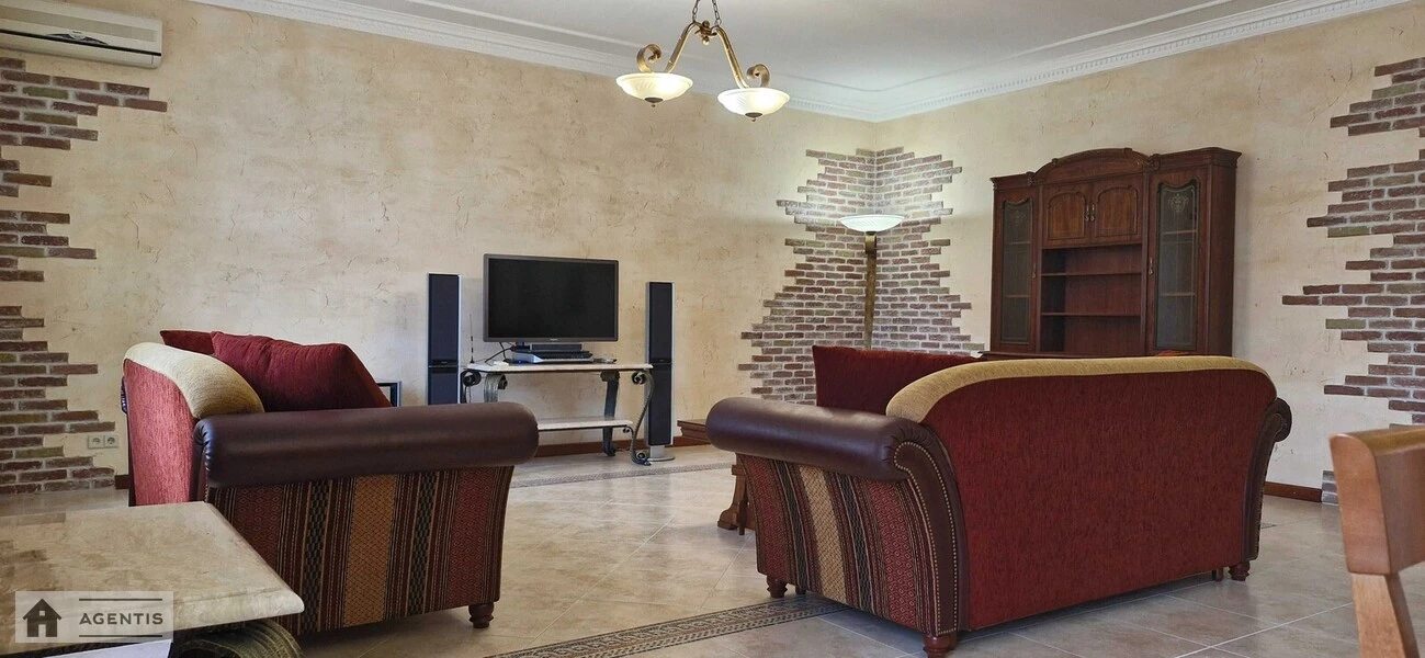 Apartment for rent. 3 rooms, 115 m², 7th floor/9 floors. 80, Bohdana Khmelnytskoho vul., Kyiv. 