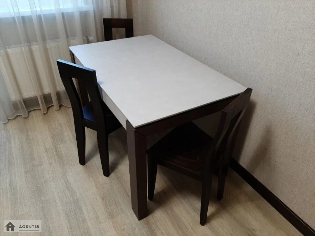 Здам квартиру. 1 room, 50 m², 18 floor/25 floors. 7, Андрія Аболмасова вул. (Панельна), Київ. 