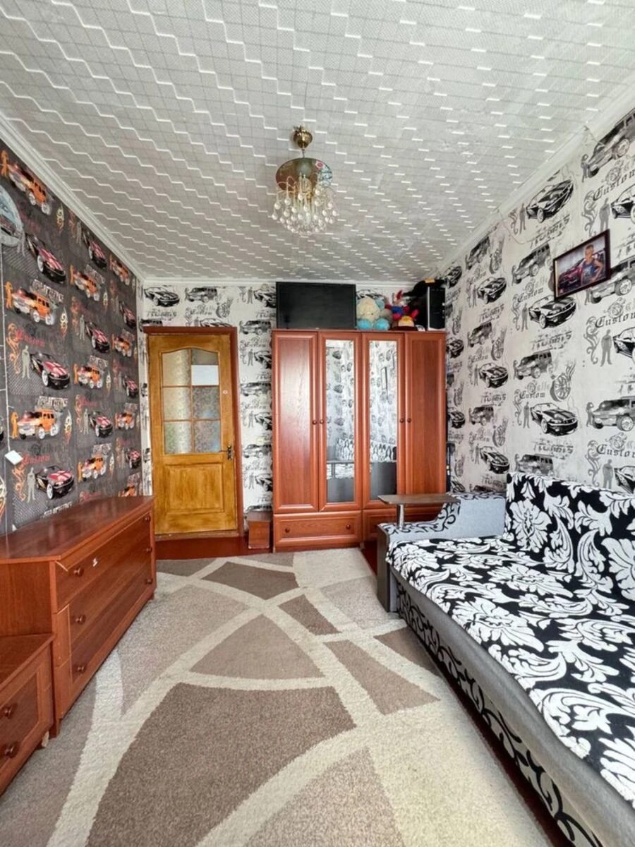 2 кімнатна квартира на Жадова