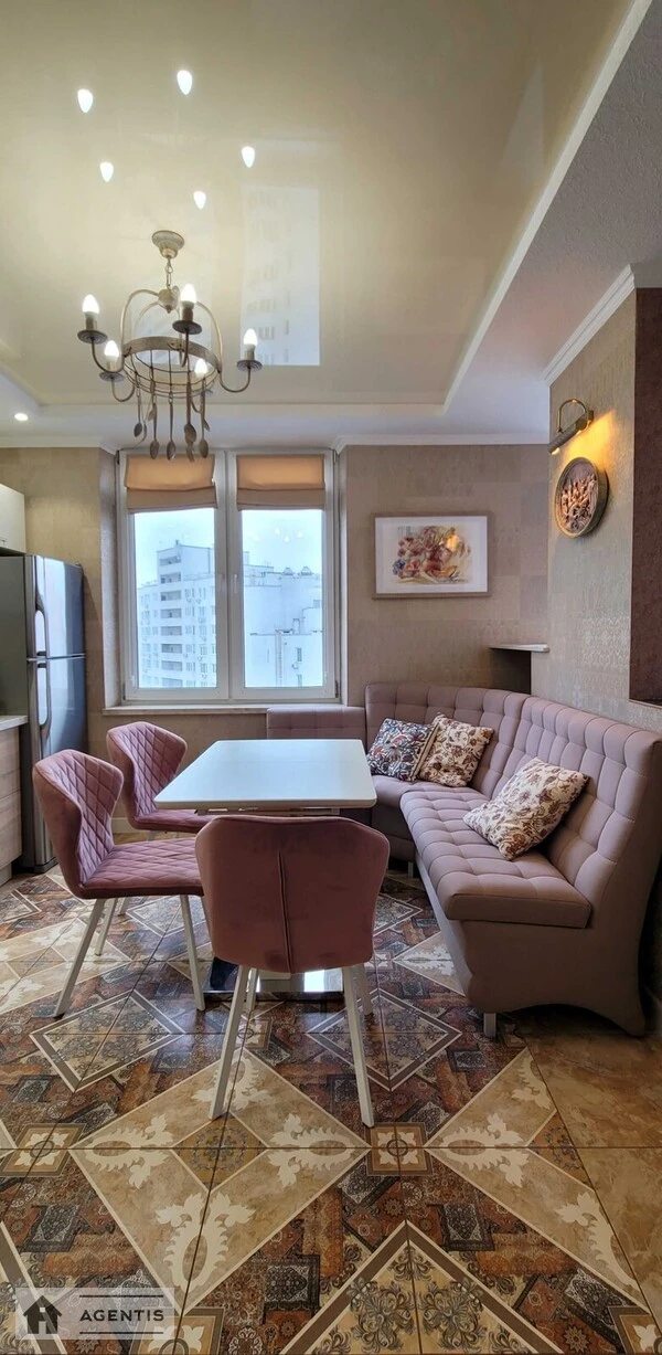 Apartment for rent. 2 rooms, 80 m², 24 floor/25 floors. 6, Oleny Pchilky vul., Kyiv. 