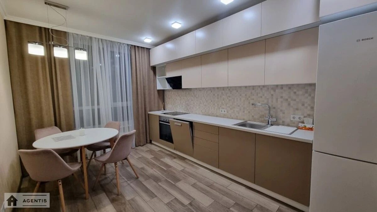 Apartment for rent. 1 room, 42 m², 2nd floor/25 floors. 20, Solomyanska vul., Kyiv. 