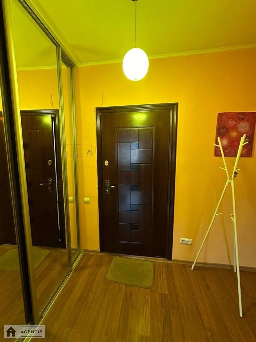 Apartment for rent. 1 room, 38 m², 2nd floor/9 floors. Dokivska , Kotsyubynske. 