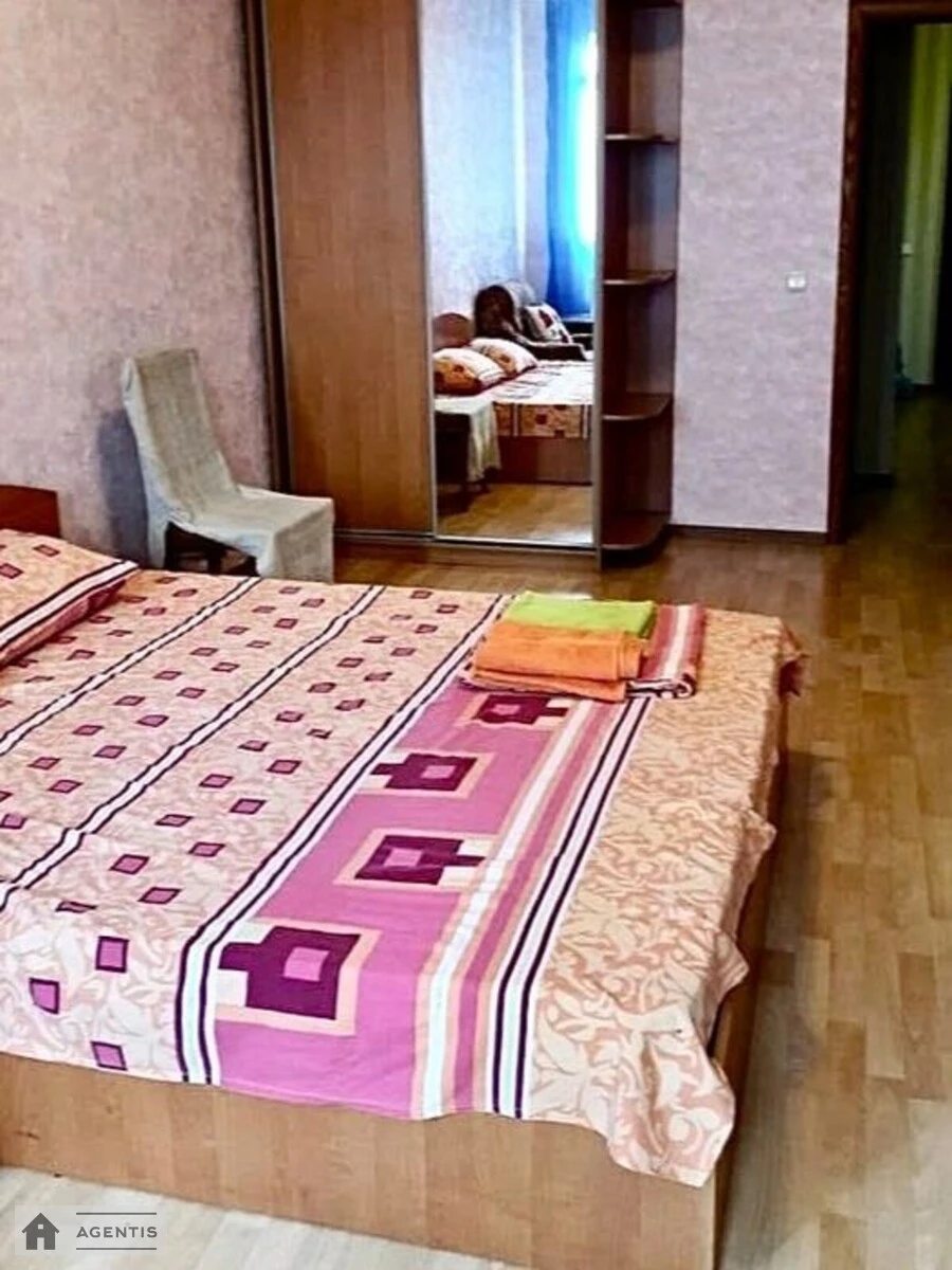Сдам квартиру. 1 room, 46 m², 6th floor/15 floors. 33, Кубанської України вул. (Маршала Жукова), Киев. 