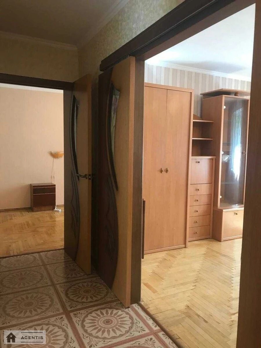 Здам квартиру 2 кімнати, 53 m², 2 пов./9 поверхів. 6, Депутатська 6, Київ. 