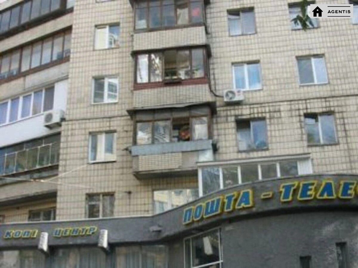 Apartment for rent. 2 rooms, 52 m², 3rd floor/9 floors. 59, Sichovyh Strliltsiv 59, Kyiv. 