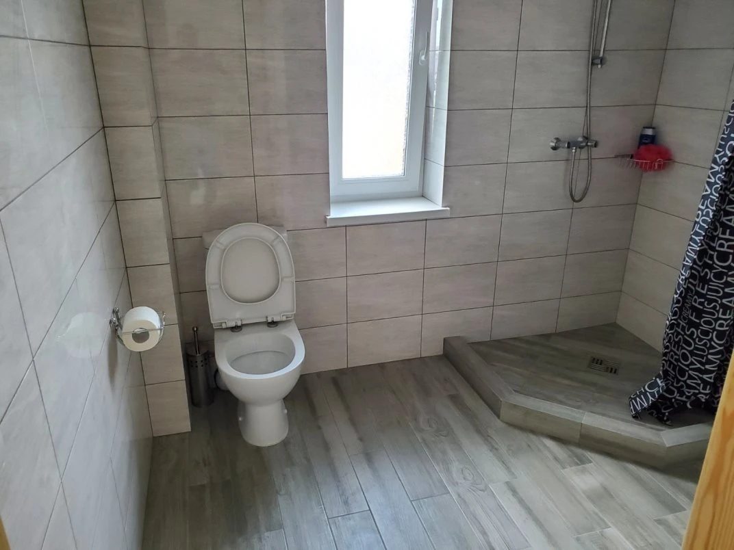 Продажа дома 3 комнаты, 120 m², 2 этажа. Винница. 