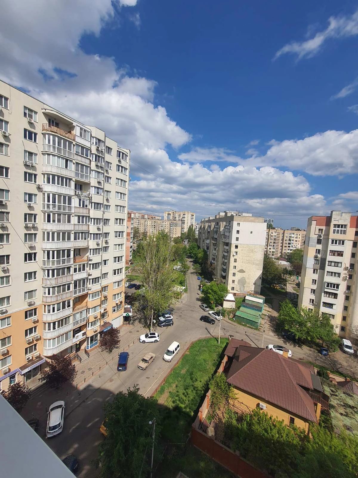 Apartments for sale 2 rooms, 73 m², 9th fl./11 floors. 199, Kostandy ul., Odesa. 