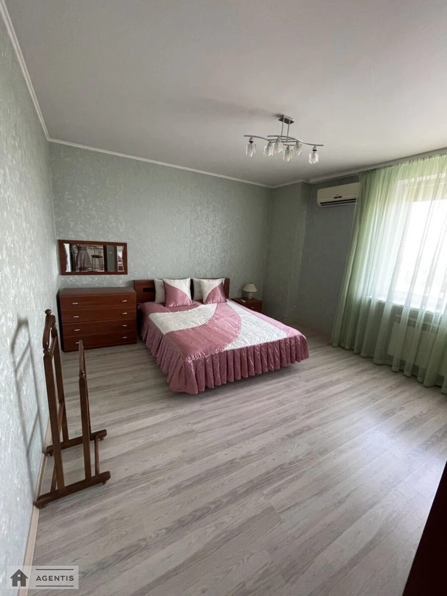Apartment for rent. 2 rooms, 54 m², 15 floor/24 floors. 14, Mykoly Rudenka bulv. Koltsova, Kyiv. 