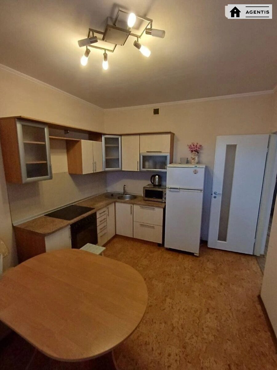 Apartment for rent. 1 room, 52 m², 8th floor/29 floors. 13, Anny Akhmatovoyi vul., Kyiv. 