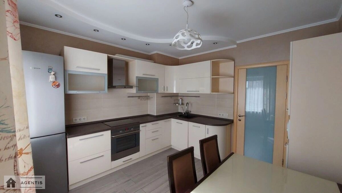 Apartment for rent. 2 rooms, 72 m², 11 floor/11 floors. 4, Oleny Pchilky vul., Kyiv. 