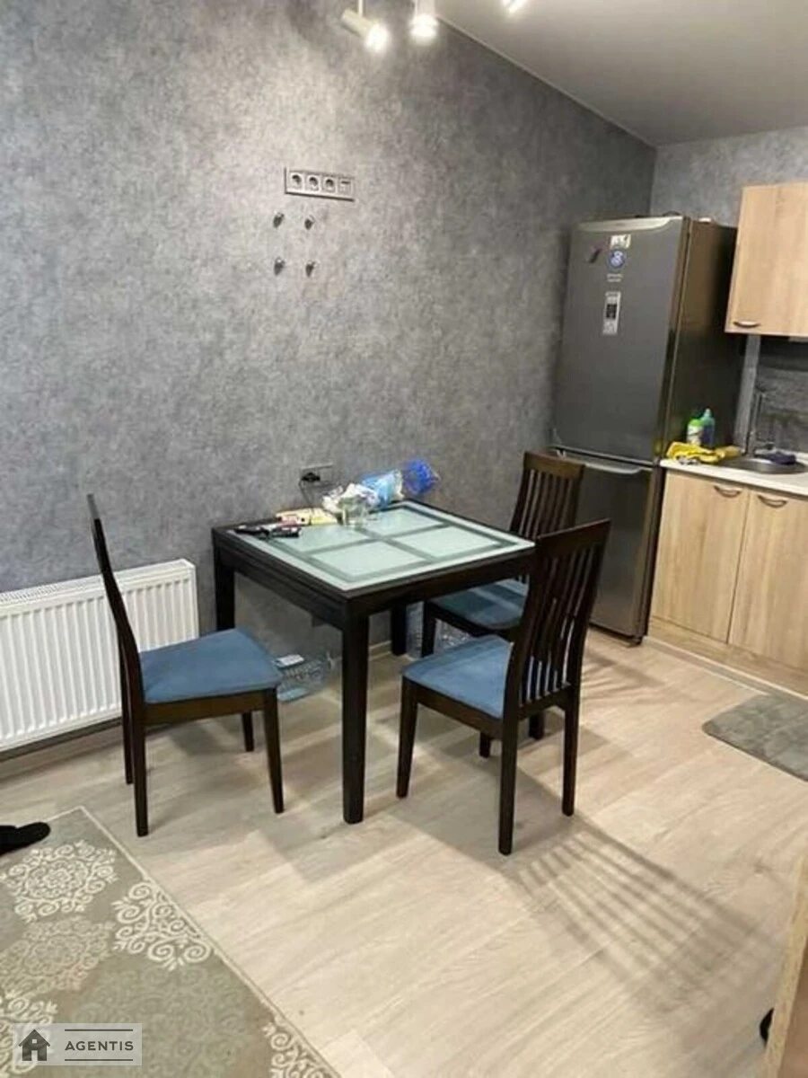 Apartment for rent. 1 room, 30 m², 4th floor/23 floors. 17, Degtyarivska 17, Kyiv. 