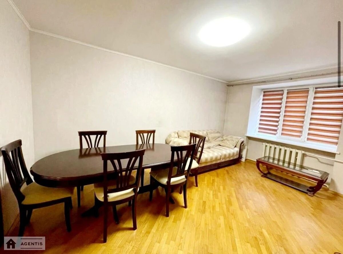 Apartment for rent. 3 rooms, 77 m², 9th floor/15 floors. 2, Andriya Verkhohlyada vul. Mykhayla Drahomirova, Kyiv. 