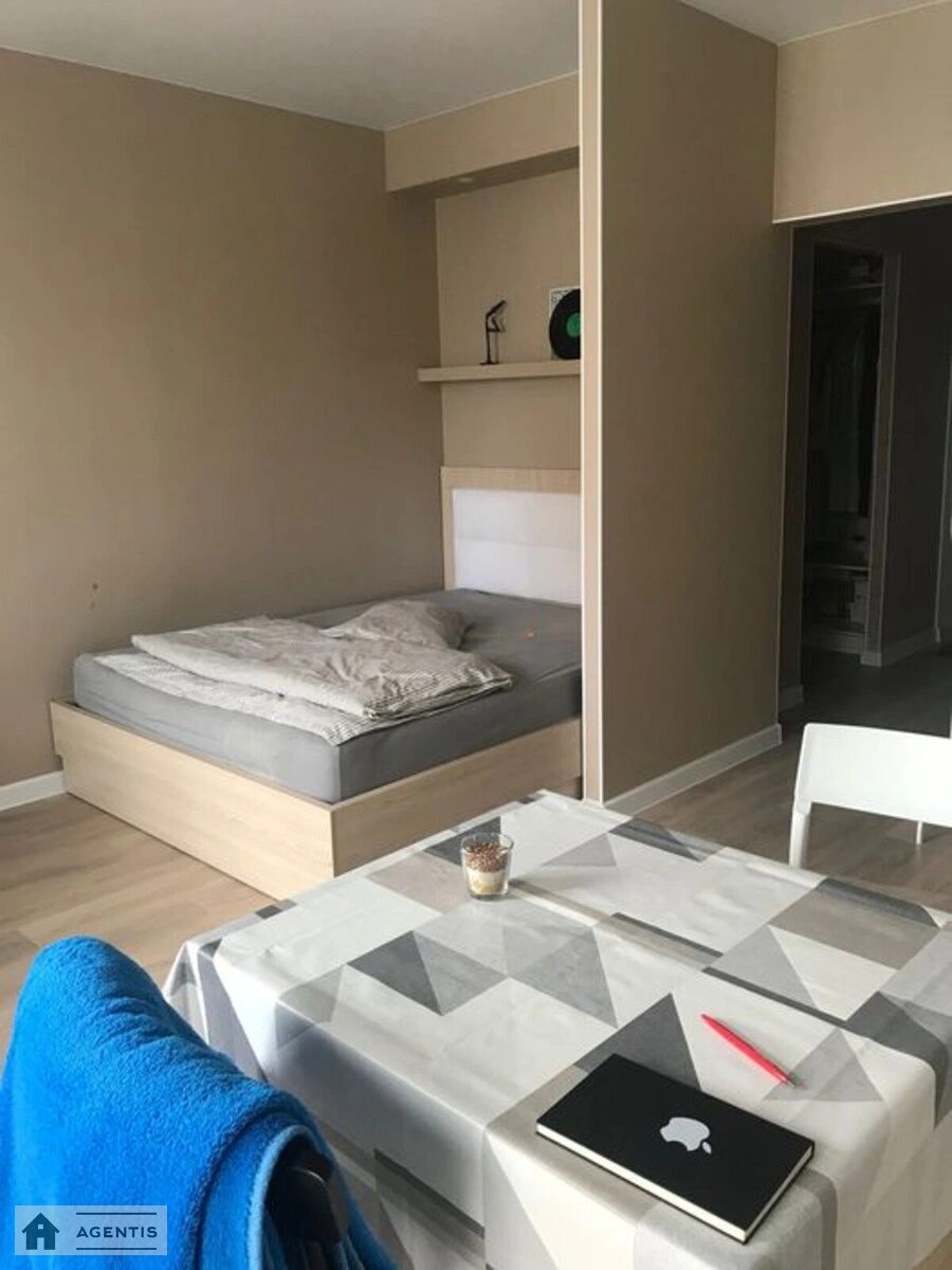 Здам квартиру. 1 room, 35 m², 22 floor/26 floors. Воскресенська, Київ. 